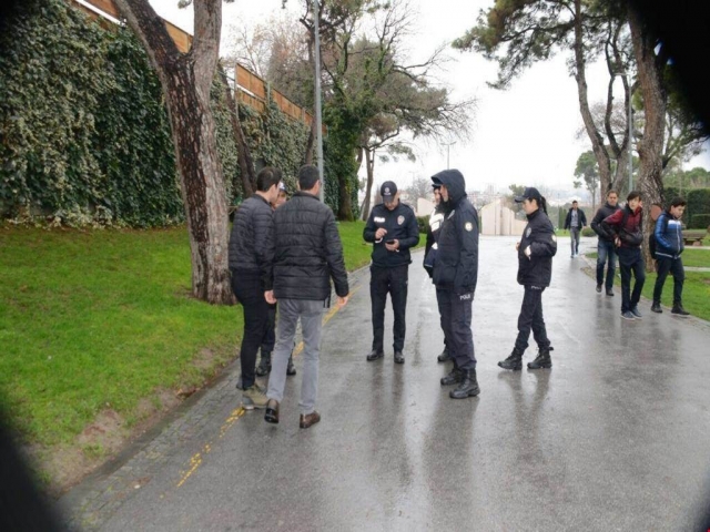 Balıkesir'de polis 18 aranan şahsı yakaladı