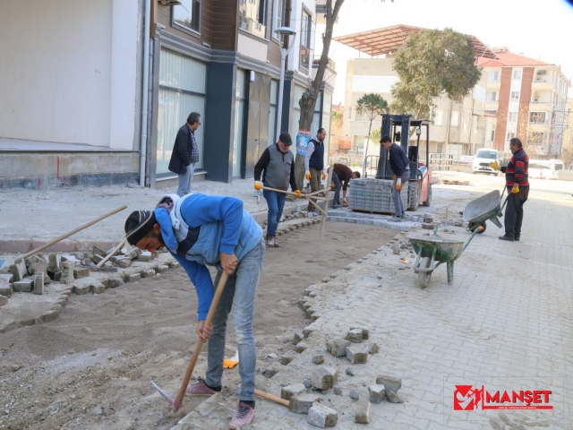 YOL ÇALIŞMALARI DEVAM EDİYOR