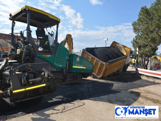 Asfalt dökülen yol çöktü, olası bir facia ucuz atlatıldı