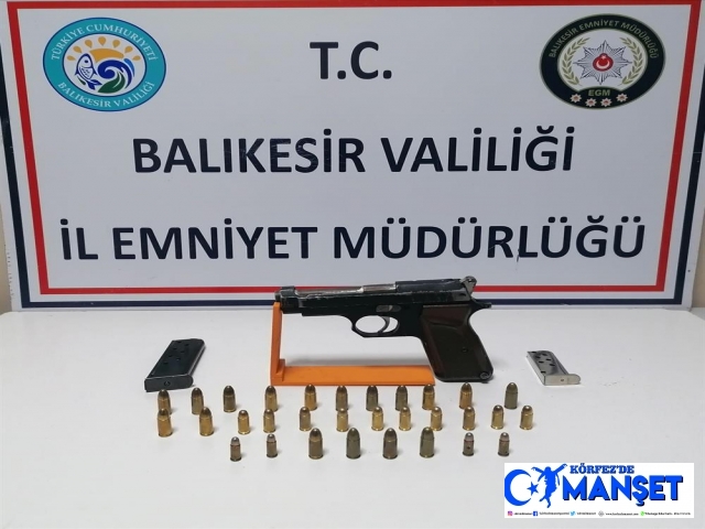 Balıkesir'de polisten silah operasyonu