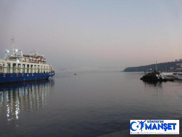 Çanakkale'de boğaz trafiğine 'sis' engeli