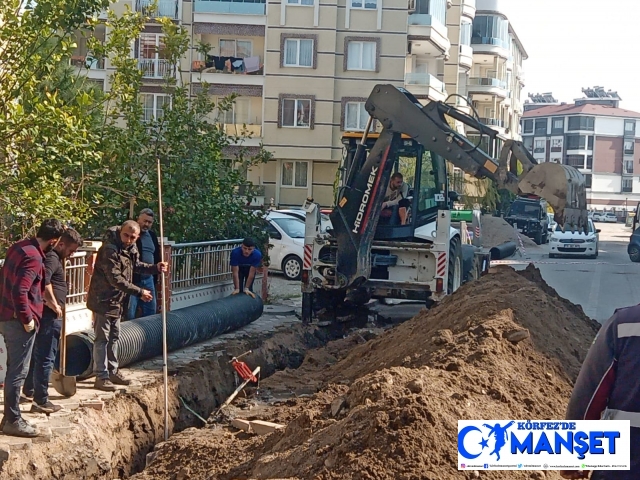 Cennetayağı Mahallesi’ne yeni yağmur suyu hatları döşeniyor