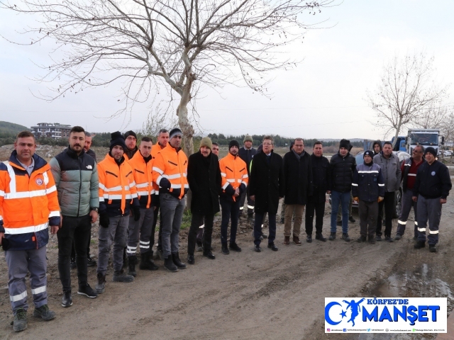 Edremit Belediyesi yaraların sarılması için seferber oldu Edremit Belediyesi iş makinalarını gönderdi