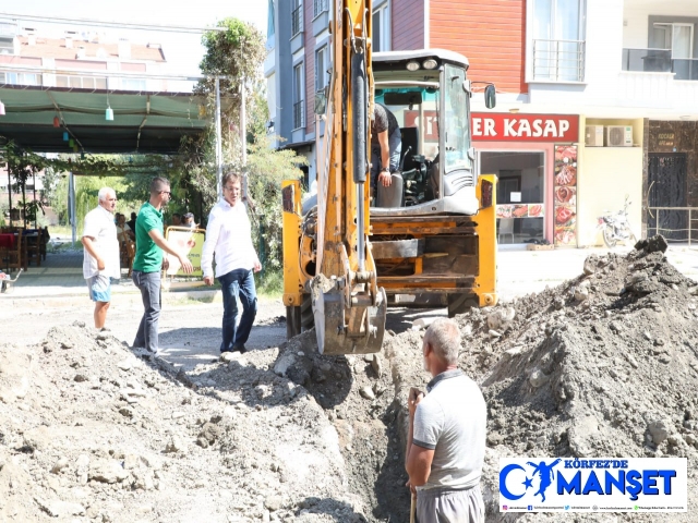  Altınkum Mahallesi’nde yollar yenileniyor