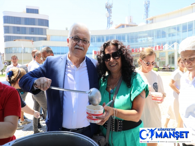 BURHANİYE BELEDİYESİ'NDEN GELENEKSEL AŞURE HAYRI