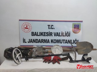 KAÇAK KAZI YAPAN 3 KİŞİ SUÇÜSTÜ YAKALANDI