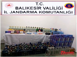 JANDARMADAN KAÇAK SİGARA VE ALKOL OPERASYONU