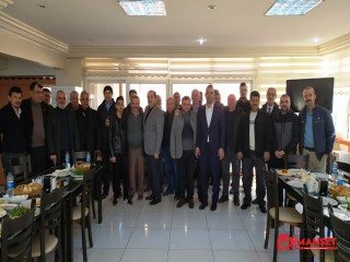 MHP EDREMİT’TE MAHALLE TEMSİLCİLERİ İLE İSTİŞARE KAHVALTISIN DA BİR ARAYA GELDİ