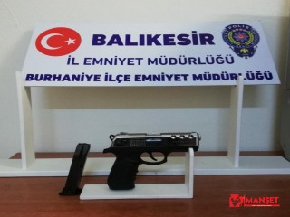 Balıkesir'de 8 silah ele geçirildi