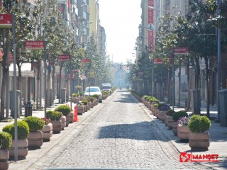 Balıkesir'de kısıtlama sokakları boşalttı