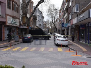 Bu ilçede iki kişinin işyeri önünde sohbet etmesi yasaklandı