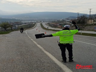 Polis Ekipleri Trafik Uygulaması Yaptı