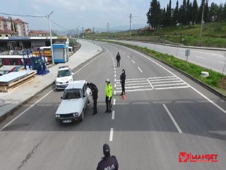 Sındırgı’da sürücülere uygulamalı trafik bilgilendirmesi