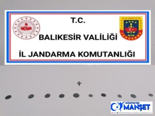 Karesi’de tarihi eser kaçakçısını jandarma yakaladı