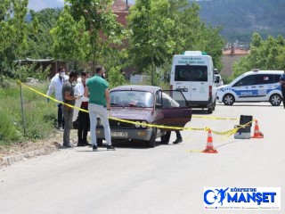 Otomobilde ölü olarak bulunan kişi ensesinden vurularak öldürülmüş