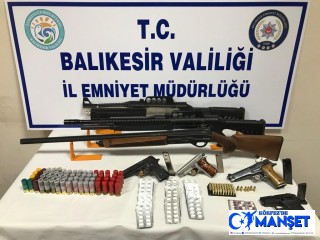 Balıkesir'de polisten şafak operasyonu