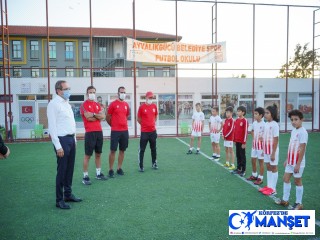 Ayvalık’ta 200 kişilik futbol ordusu