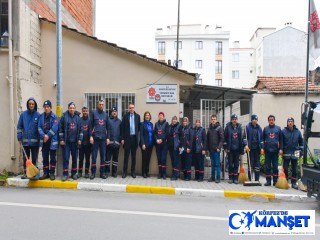 KARESİ’DE DİP BUCAK TEMİZLİK ÇALIŞMALARI SÜRÜYOR