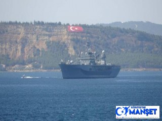 ABD savaş gemisi USS Mount Whitney, Çanakkale Boğazı'ndan geçti