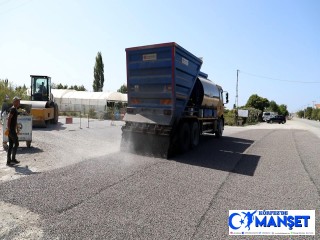 BURHANİYE BELEDİYESİ FEN İŞLERİ MÜDÜRLÜĞÜ EKİPLERİ ARALIKSIZ ÇALIŞMAYA DEVAM EDİYOR