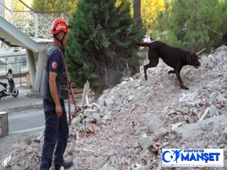 Gerçeğini aratmayan deprem tatbikatı