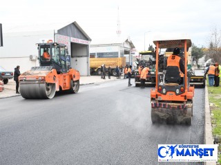 Büyükşehir, Küçük Sanayi Sitesi’nin yollarını yeniliyor